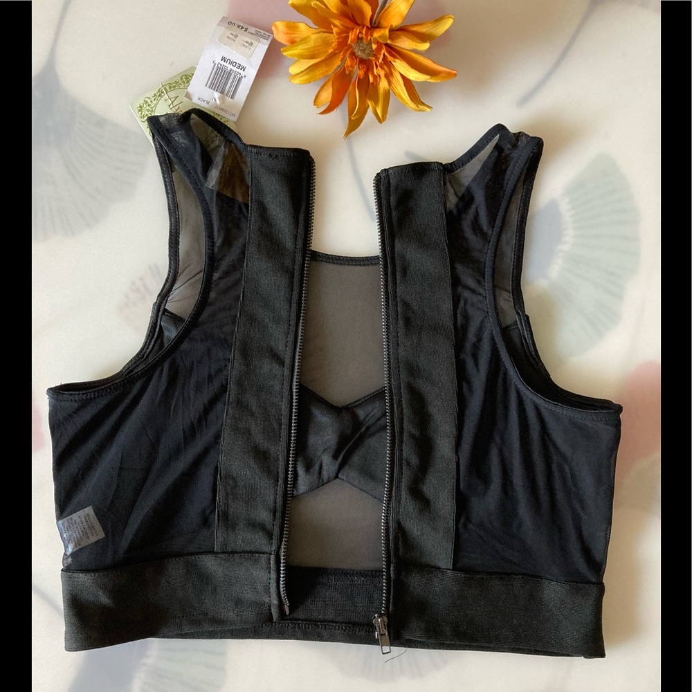 Alythea Criss Cross and Mesh Crop Top NWT size M - Picture 5 of 8